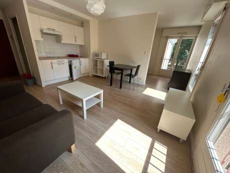 Appartement T1 bis meublé avec parking - BLOSSAC