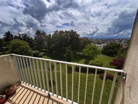 Appartement T3 avec balcon